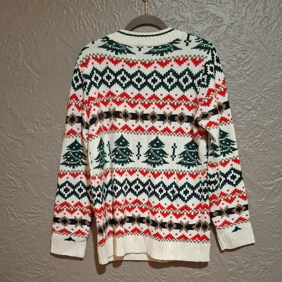 Daisys Boutique Women's Red and Green Holiday Cardigan Size L - Picture 6 of 8